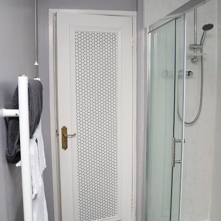 Superb 3 Bedroom Flat In Stafford Zewnętrze zdjęcie
