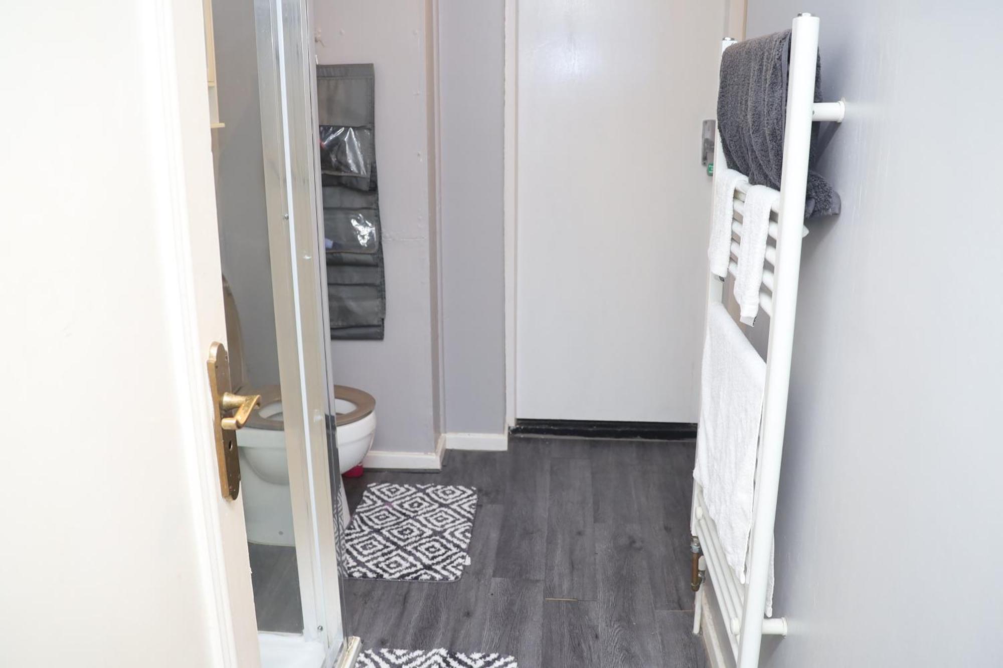 Superb 3 Bedroom Flat In Stafford Zewnętrze zdjęcie