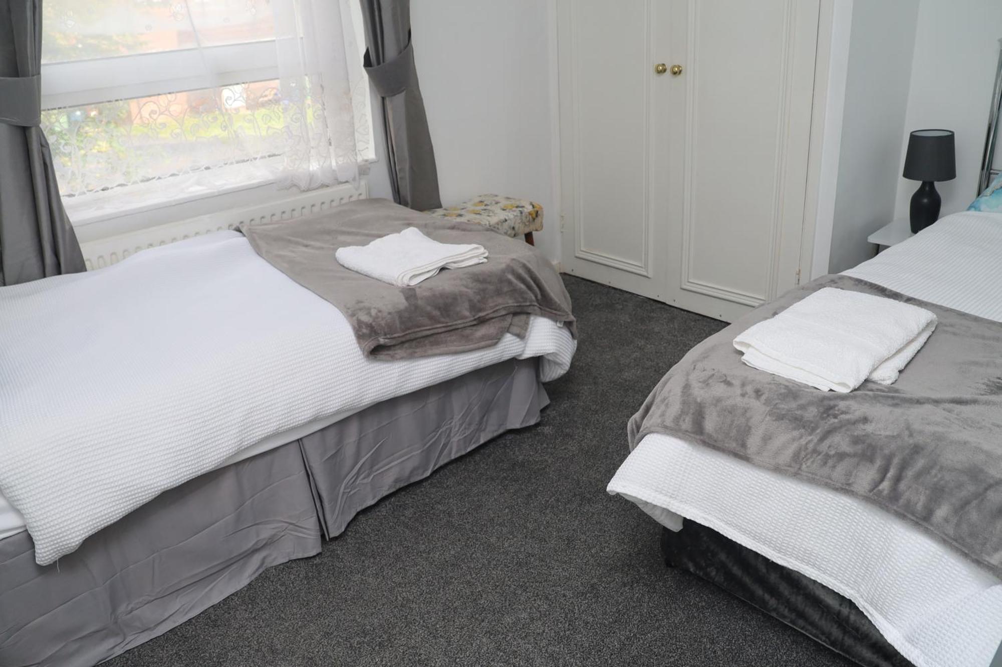 Superb 3 Bedroom Flat In Stafford Zewnętrze zdjęcie
