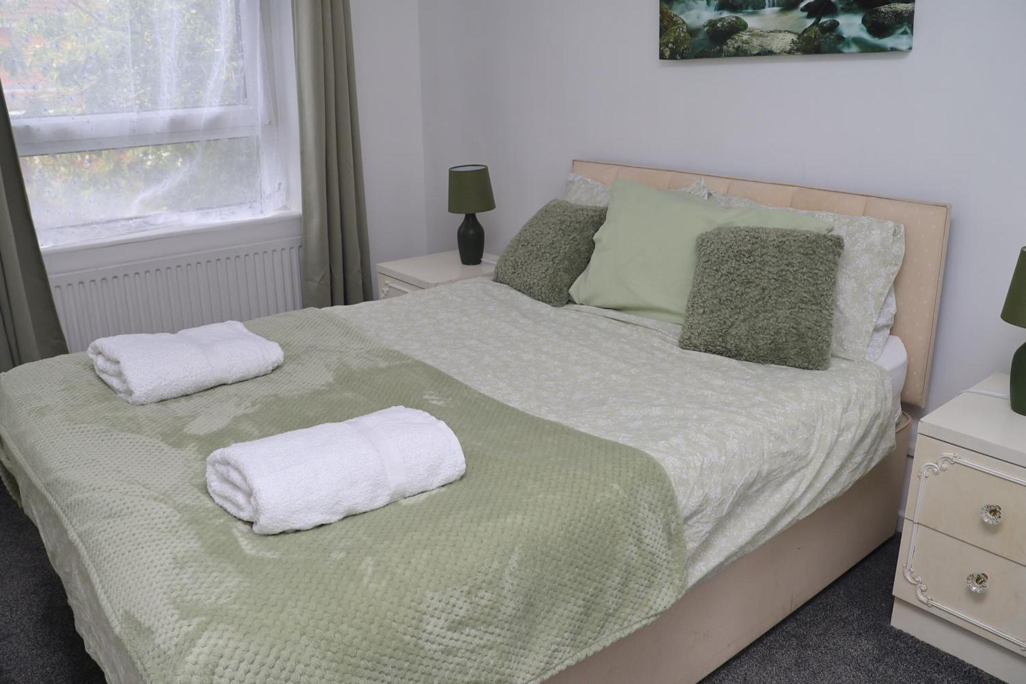 Superb 3 Bedroom Flat In Stafford Zewnętrze zdjęcie