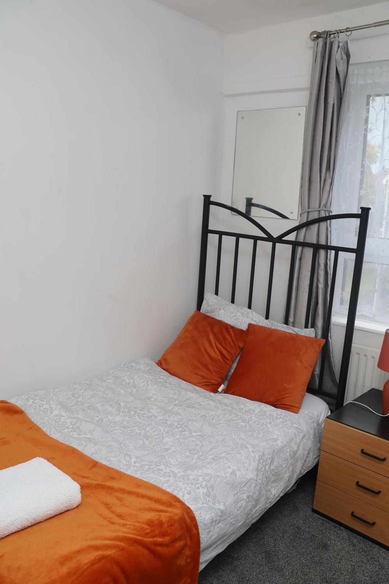 Superb 3 Bedroom Flat In Stafford Zewnętrze zdjęcie