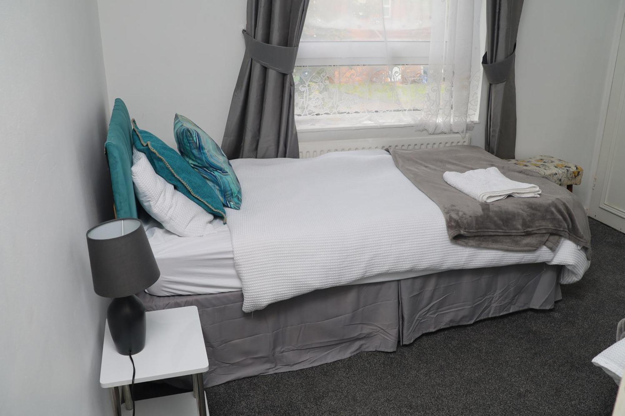 Superb 3 Bedroom Flat In Stafford Zewnętrze zdjęcie